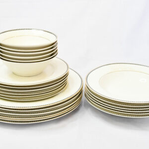 Fine Bone Porcelain Dinner Set – 24-Piece Elegant Collection